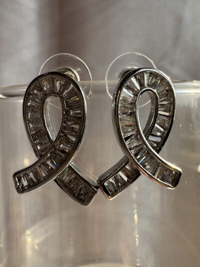 Silver toned ribbon-shaped earrings