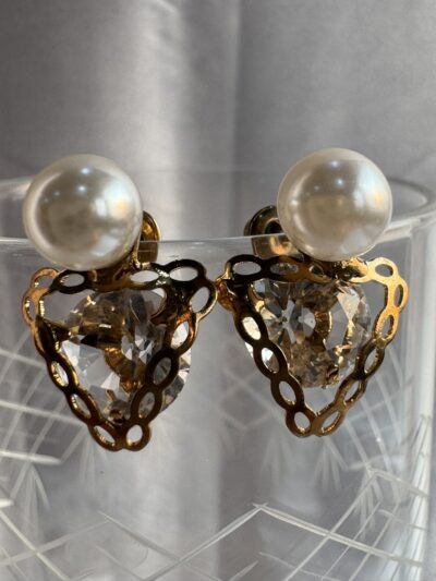 IMG_2621 Diamond crystal antique gold toned ear studs