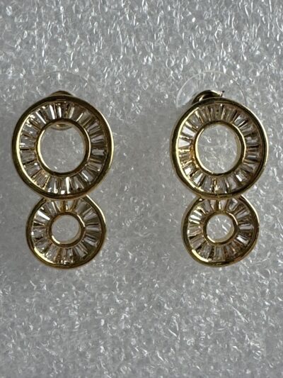 IMG_2791 Gold toned beautiful stone studded rich baguette cut earrings