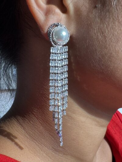 IMG_3168 Breathtakingly radiant chandelier silver toned earrings