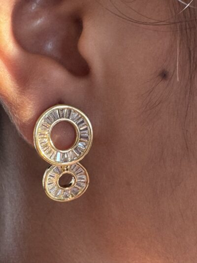 IMG_3253 Gold toned beautiful stone studded rich baguette cut earrings
