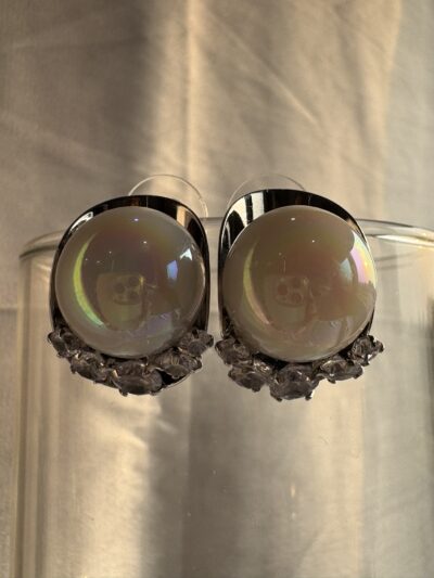 IMG_2567 Vintage style pearl with crystal accents silver toned earrings