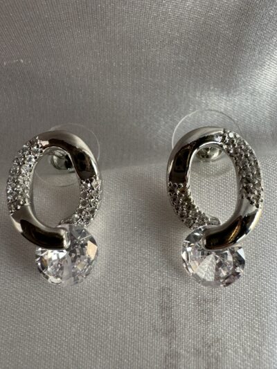 IMG_2649 Elegant crystal drop silver tone oval design with studded crystals earrings