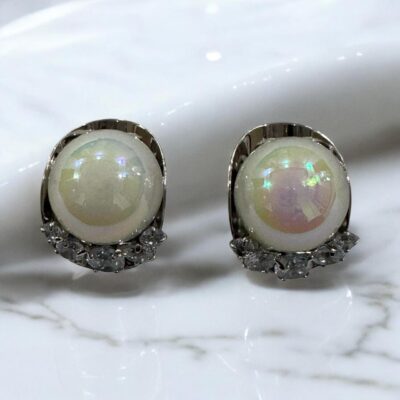 Image 4 (10) Vintage style pearl with crystal accents silver toned earrings